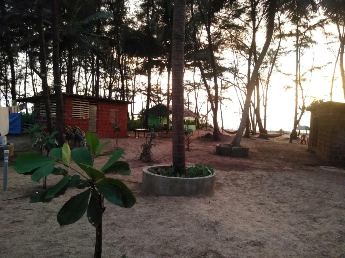 Palm Beach Resort Kumta Екстер'єр фото